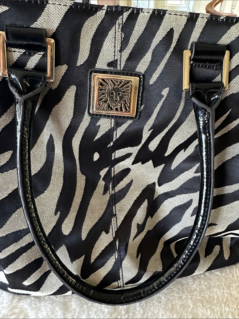 Anne Klein zebra print travel bag - Picture 3 of 8